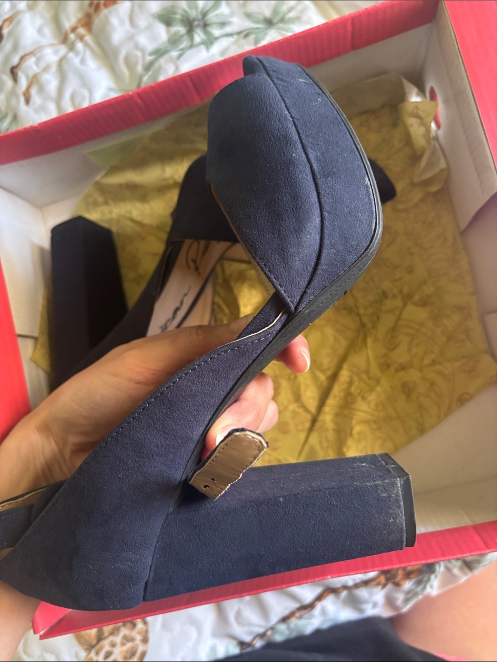 American Rag heels - Picture 3 of 4